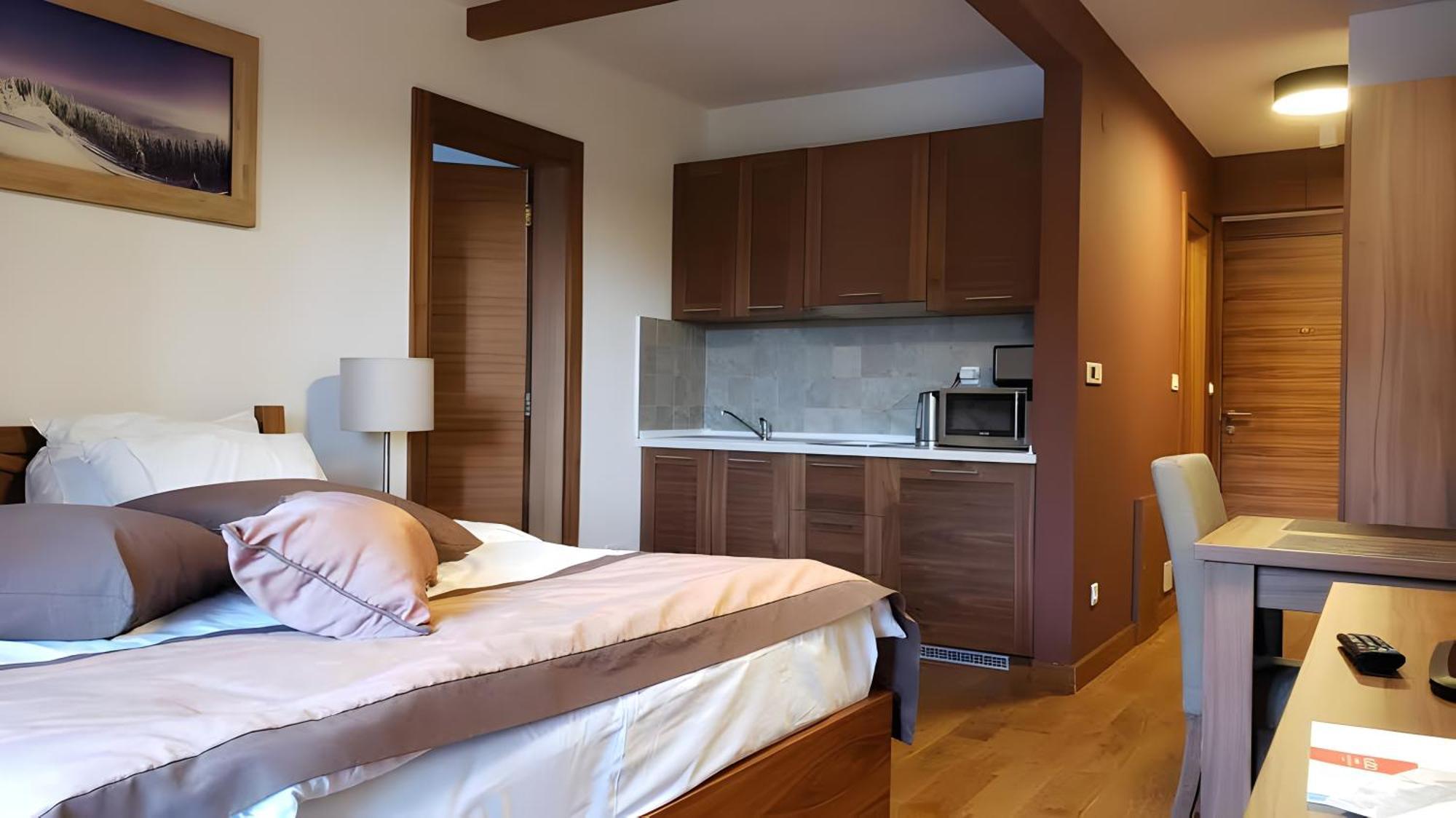 Apartments B229 & B230 In Aparthotel Vucko, Jahorina -Private Host Екстериор снимка
